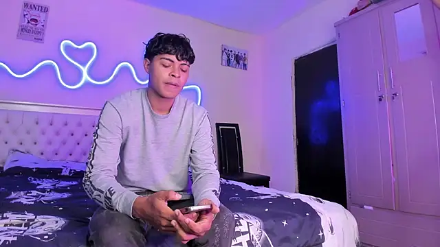 dafnezahiraa  online show from 01-09-26, 09:11