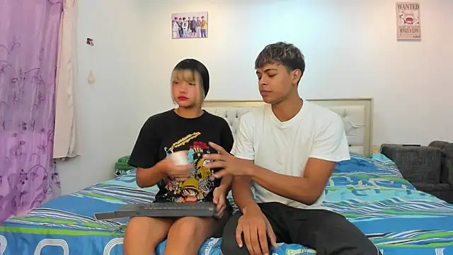 Snapshot of dafnezahiraa_ chatting on 01-28-25, 01:18 dafnezahiraa online show from 01-28-25, 01:18