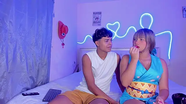 Snapshot of dafnezahiraa_ chatting on 11-03-25, 02:06 dafnezahiraa online show from 11-03-25, 02:06