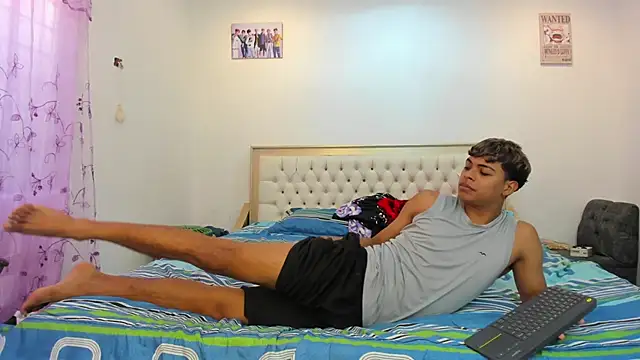 Snapshot of dafnezahiraa_ chatting on 01-30-25, 06:10 dafnezahiraa online show from 01-30-25, 06:10