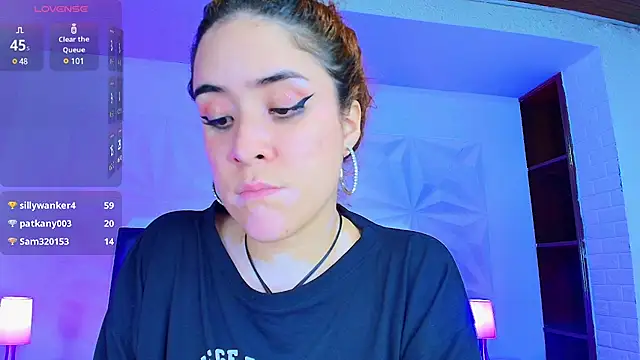 Alaaskaa  online show from 02-18-25, 01:21