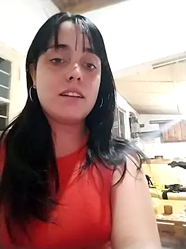 lucylovles online show from 12-17-25, 12:04