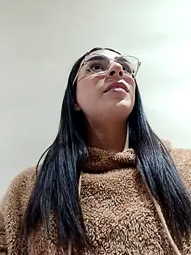 Snapshot of Crystal_channel1 chatting on 12-15-24, 02:30 Crystal channel1 online show from 12-15-24, 02:30