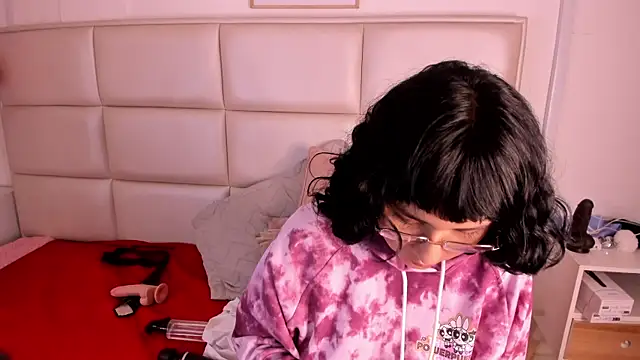 Haru Bonny online show from 12-16-24, 10:08