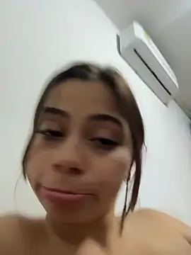 Lesbiandreams online show from 11-14-25, 05:00