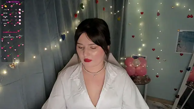 Lei White online show from 02-13-25, 04:17