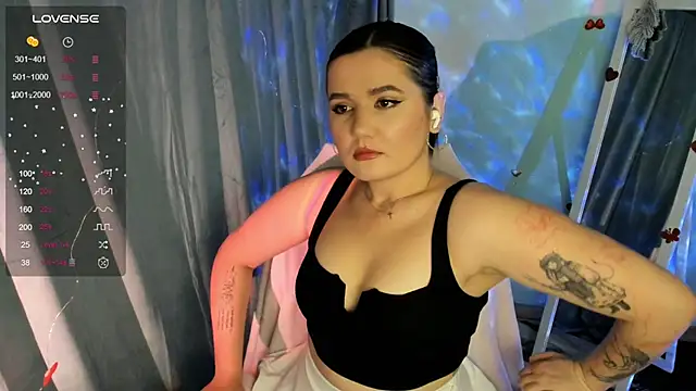 Lei White online show from 10-09-25, 07:36