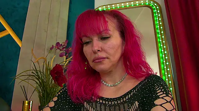 Foxxxy MILF online show from 04-08-26, 04:03