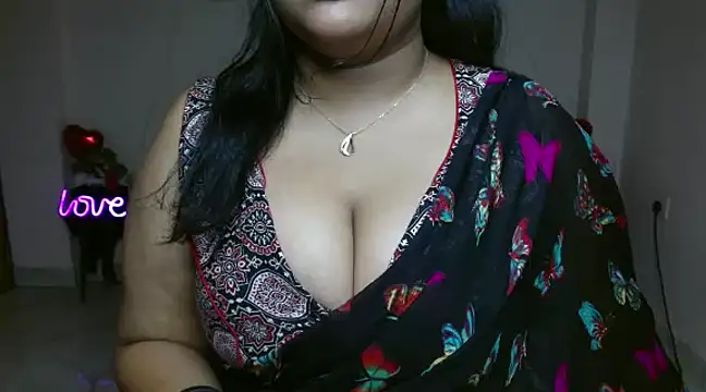 Snapshot of Naughty_Ayesha1 chatting on 02-22-25, 07:47 Naughty Ayesha1 online show from 02-22-25, 07:47