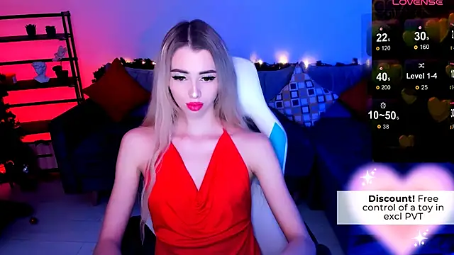 Snapshot of Emilia_Klar chatting on 01-11-25, 02:47 Emilia Klar online show from 01-11-25, 02:47