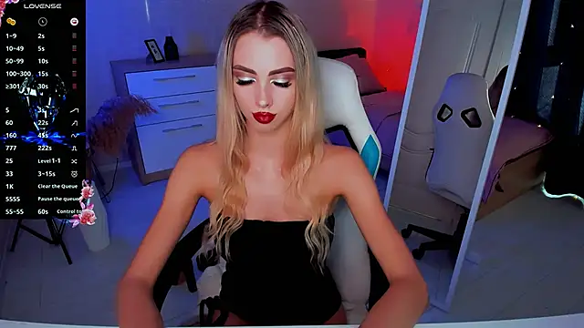 Snapshot of Emilia_Klar chatting on 09-12-25, 03:12 Emilia Klar online show from 09-12-25, 03:12