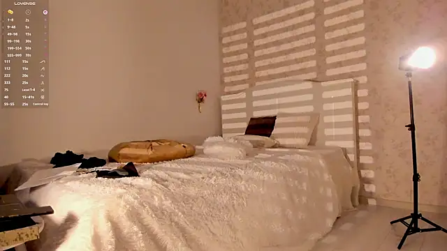 Allena moan online show from 05-31-26, 08:42