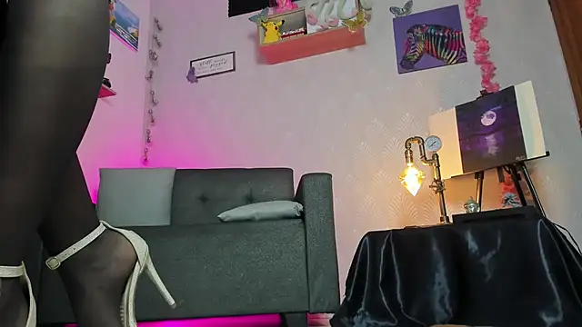 Alaia Love77 online show from 09-19-25, 10:41