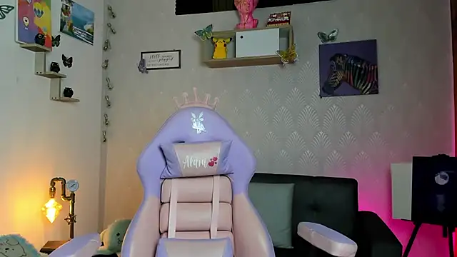 Alaia Love77 online show from 11-10-25, 06:24