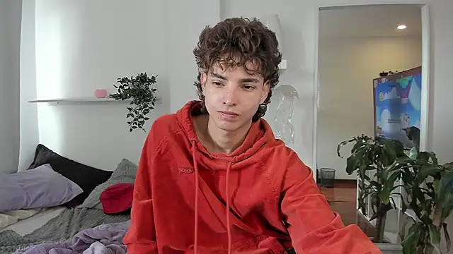 santy-kitty online show from 01-12-26, 05:09