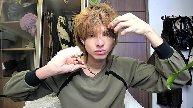 Snapshot of santy-kitty chatting on 03-12-25, 02:20 santy-kitty online show from 03-12-25, 02:20