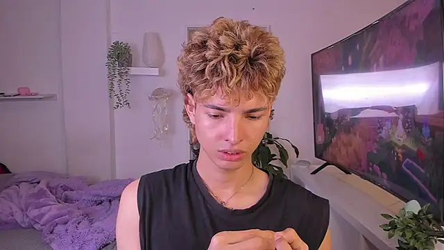 santy-kitty online show from 11-10-25, 01:21