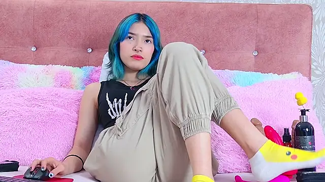 AlliciaKim online show from 09-25-25, 07:31