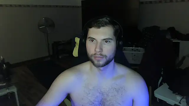 Snapshot of Ironman220 chatting on 01-29-25, 02:53 Ironman220 online show from 01-29-25, 02:53