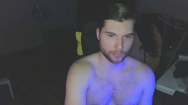 Snapshot of Ironman220 chatting on 03-09-25, 06:54 Ironman220 online show from 03-09-25, 06:54