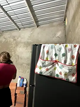 perlita05 online show from 11-29-25, 06:41