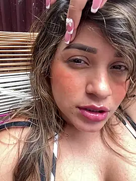 Snapshot of perlita05 chatting on 01-31-26, 08:51 perlita05 online show from 01-31-26, 08:51