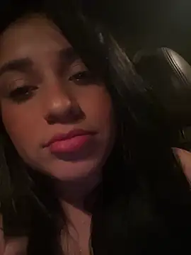 Snapshot of perlita05 chatting on 02-28-26, 01:49 perlita05 online show from 02-28-26, 01:49