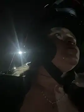 Snapshot of perlita05 chatting on 01-16-26, 11:31 perlita05 online show from 01-16-26, 11:31