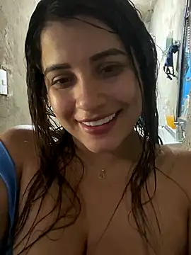 perlita05 online show from 10-11-25, 03:13