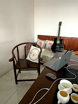 Snapshot of ShaoZian_1 chatting on 11-15-25, 06:06 ShaoZian 1 online show from 11-15-25, 06:06