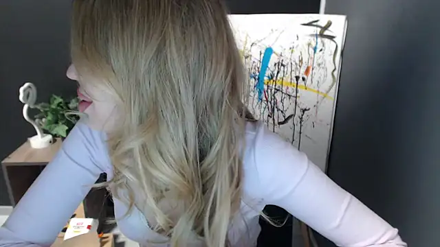 Your Jessy online show from 04-30-26, 01:18