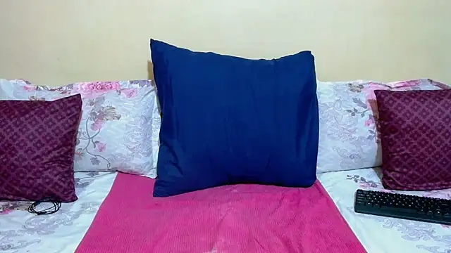 DiamondLuv29 online show from 11-11-25, 02:50