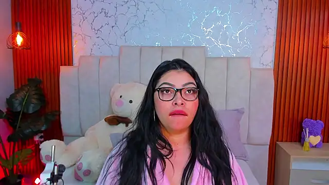 EmaBakker online show from 03-13-26, 05:40