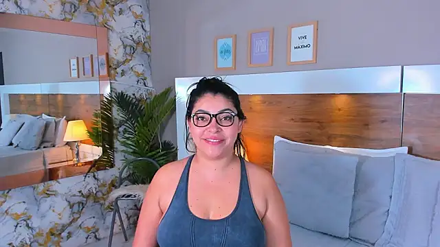 EmaBakker online show from 02-26-26, 05:07