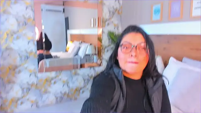 EmaBakker online show from 01-15-26, 11:24