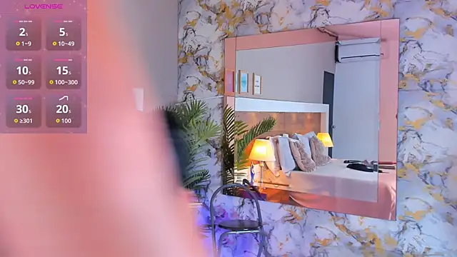 Snapshot of EmaBakker chatting on 05-26-26, 11:08 EmaBakker online show from 05-26-26, 11:08