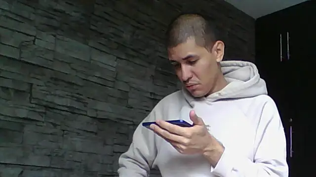 Sexylatin64 online show from 06-10-26, 03:24