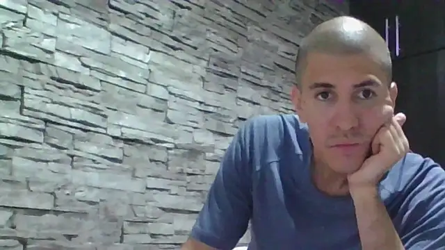 Sexylatin64 online show from 06-25-26, 01:03