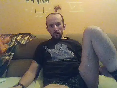 Snapshot of Translover66789 chatting on 05-02-26, 11:48 Translover66789 online show from 05-02-26, 11:48