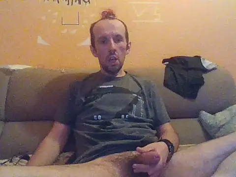 Snapshot of Translover66789 chatting on 05-10-26, 02:52 Translover66789 online show from 05-10-26, 02:52