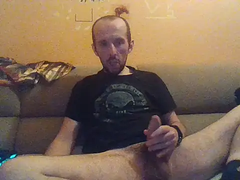 Snapshot of Translover66789 chatting on 04-30-26, 06:04 Translover66789 online show from 04-30-26, 06:04