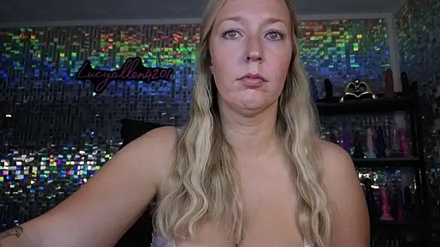 lucyallen4201 online show from 09-18-25, 10:51