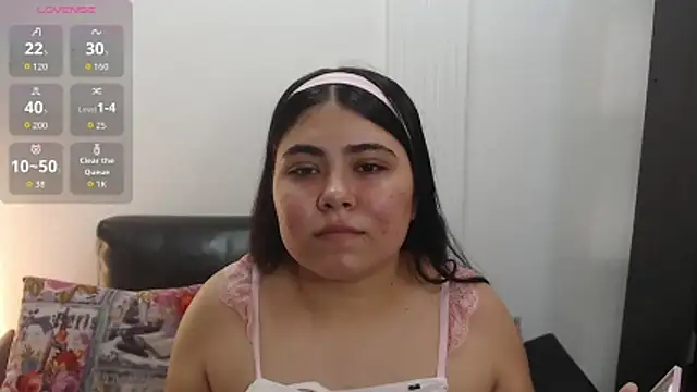 Laura Copers online show from 06-20-26, 03:11