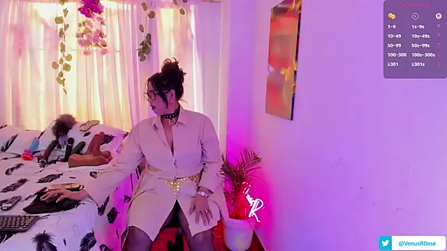 Venus R0se online show from 11-23-25, 05:01