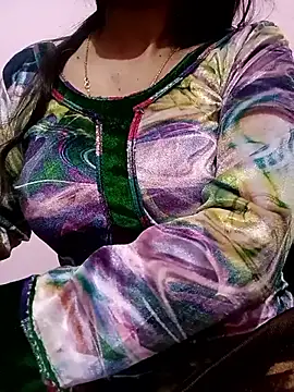 Mahi Baby25 online show from 12-22-25, 02:01