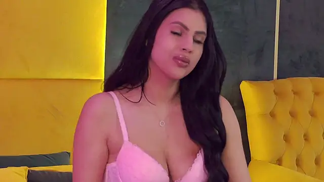 GiuliaHarvey online show from 02-26-25, 04:16