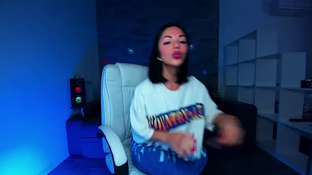 AddictedSabi online show from 10-14-25, 09:10