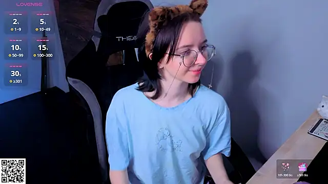Nora Failure online show from 07-14-26, 07:46
