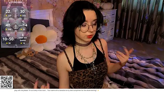 Nora Failure online show from 03-17-26, 02:58