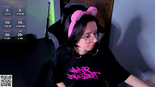 Nora Failure online show from 07-25-26, 08:44